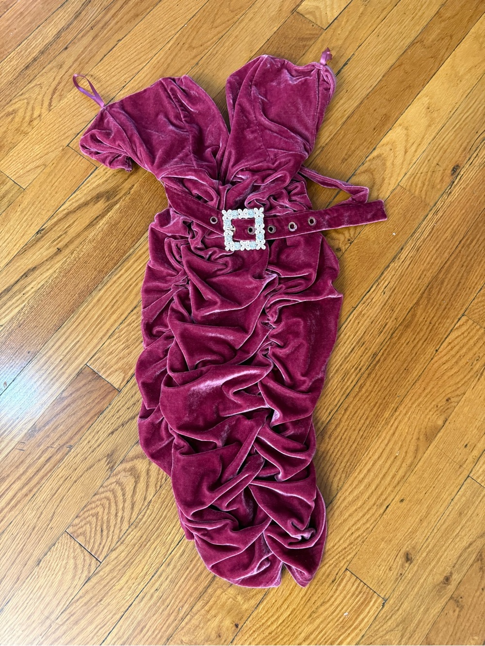 Fashion Nova Strapless Velvet Ruched Dress in Wine